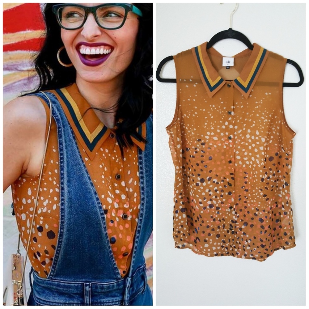 *SOLD* Cabi Cheers Sleeveless Button Down Blouse - Picture 1 of 8